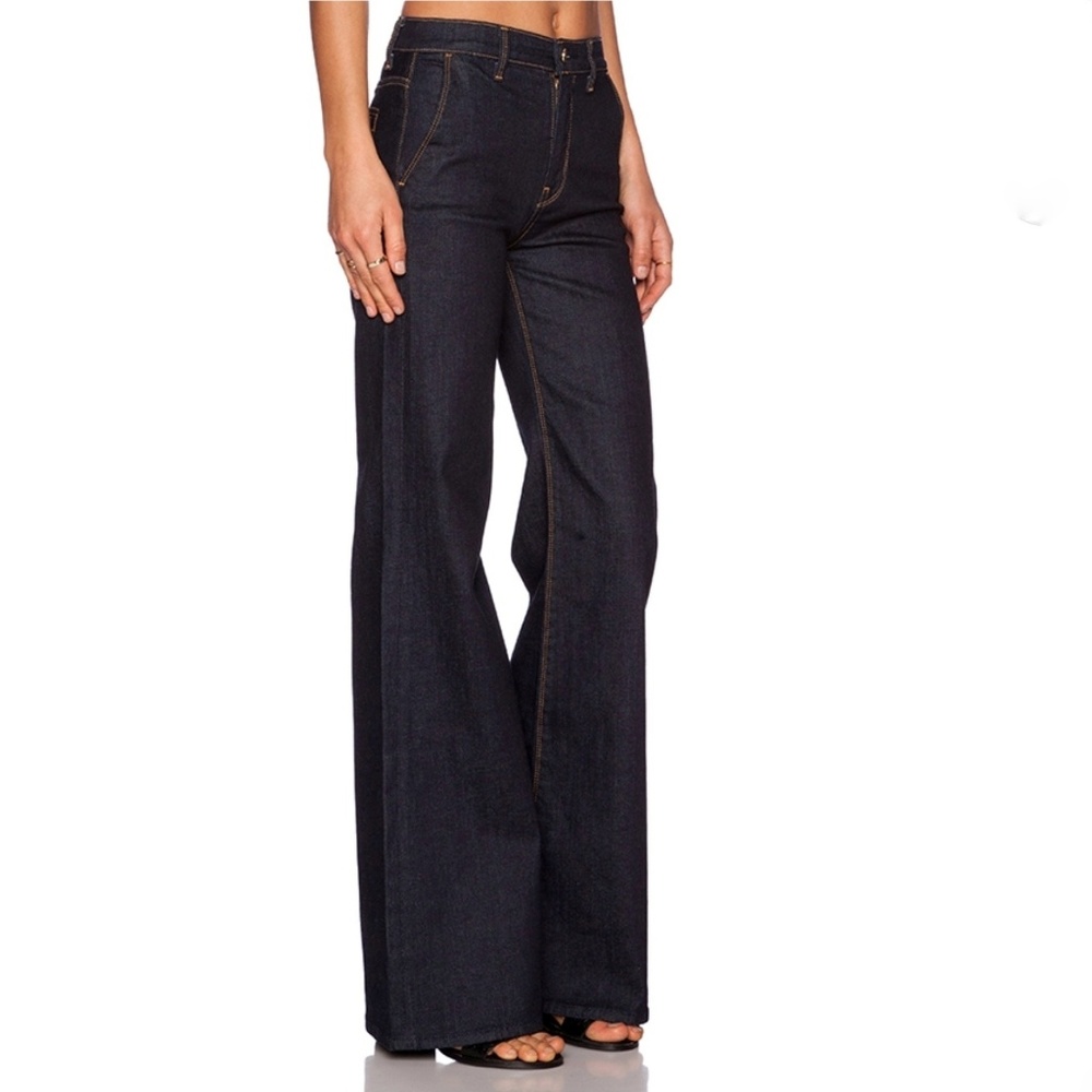 7 For All Mankind Highwaist Flare Jean Dark Wash